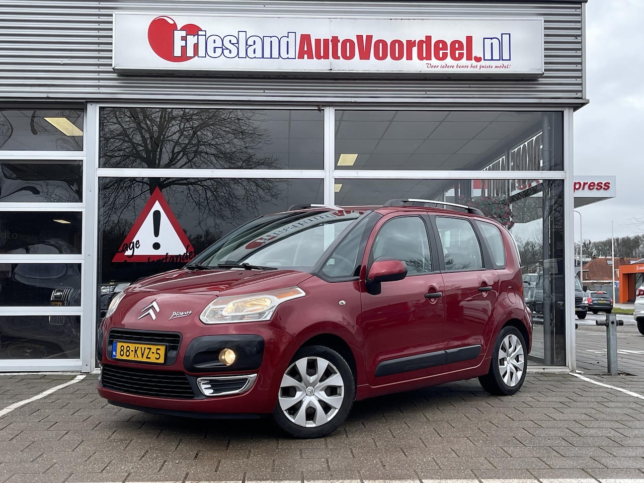 Citroën C3 Picasso - 1.4 VTi Aura /Cruise/Airco/Trekhaak/Onderhouds hist./ - AutoWereld.nl