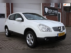 Nissan Qashqai - 1.6 Acenta|Leer|Camera|Navi|Wit|Cruise control|LM Velgen|bluetooth