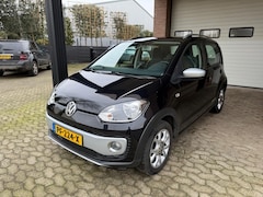 Volkswagen Up! - 1.0 cross Up navi stoelverw. PDC cruise