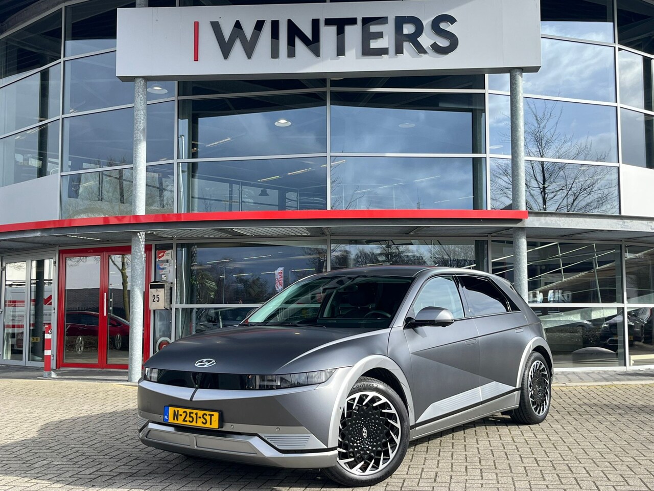 Hyundai IONIQ 5 - Lounge 73kWh | Leder | Trekhaak | Memory | Bose | Stoel Verwarming/Verkoeling | - AutoWereld.nl