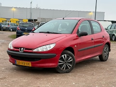 Peugeot 206 - 1.1 XR/ INRUILKOOPJE