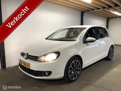 Volkswagen Golf - 1.2 TSI Highline BlueMotion