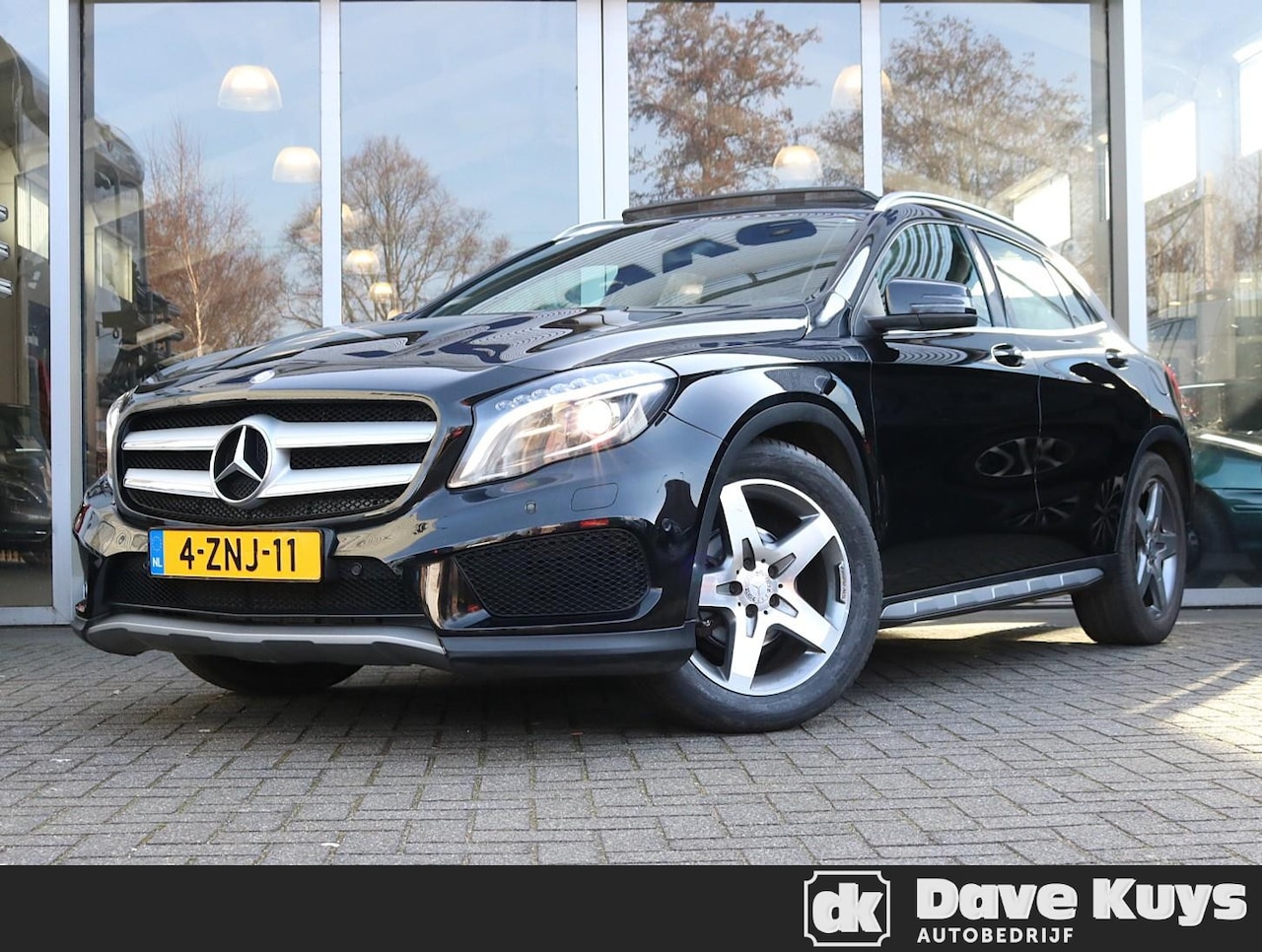 Mercedes-Benz GLA-Klasse - 200 AMG Line | Panoramadak - AutoWereld.nl