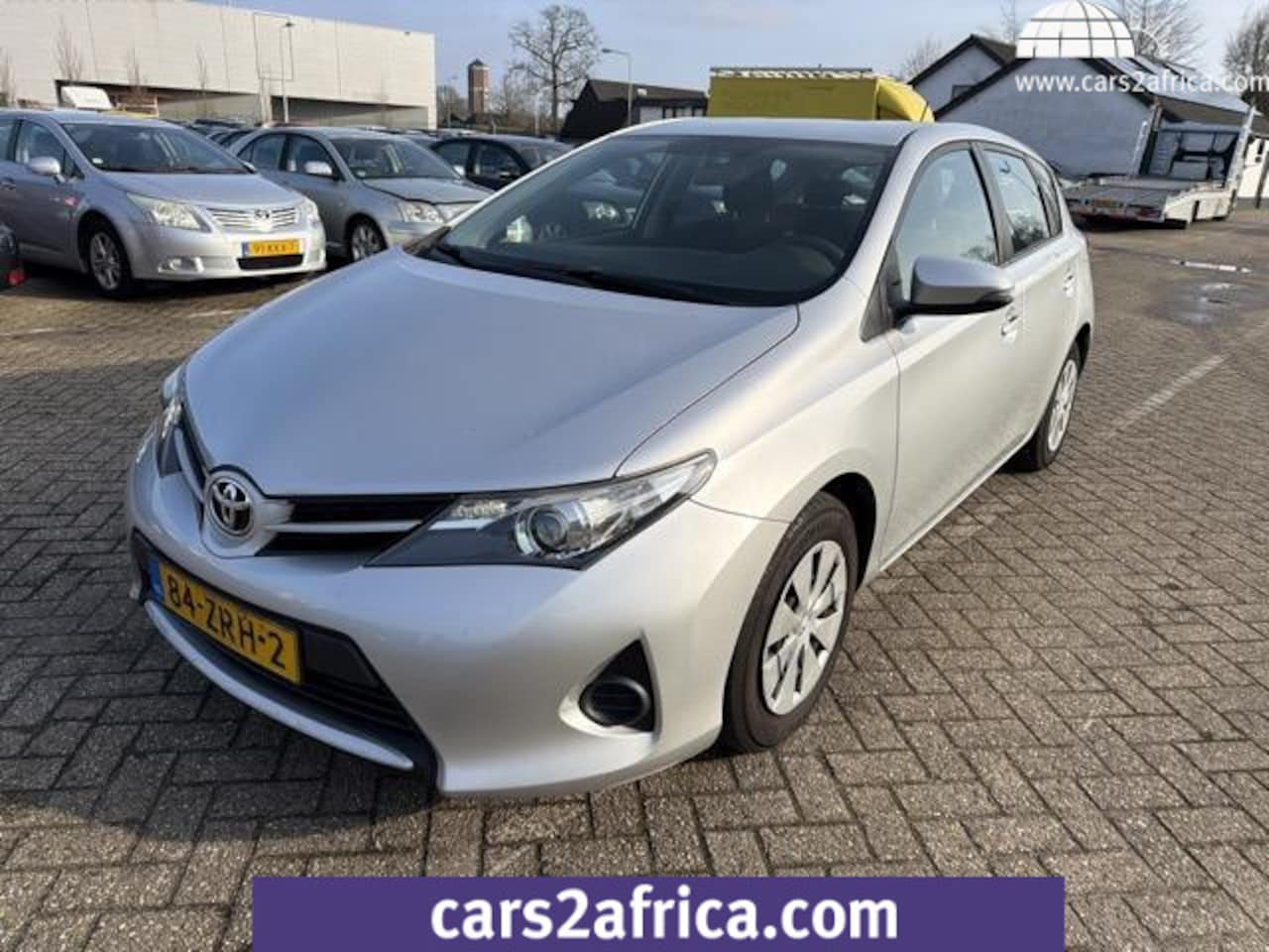 TOYOTA AURIS
