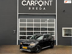 BMW X1 - SDrive18i Executive|CARPLAY|LEER|NAVI|CAMERA|CLIMA|PDC