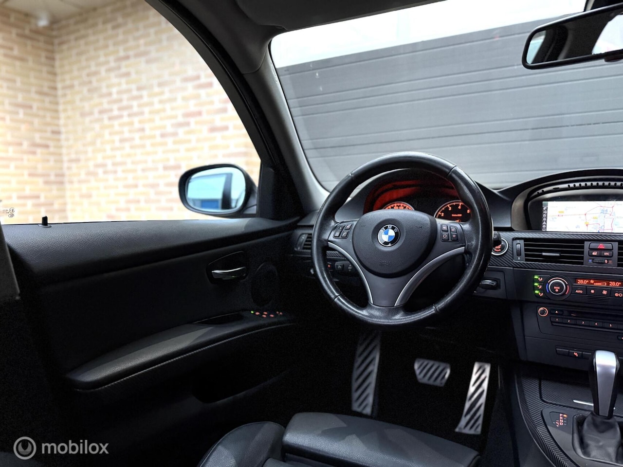 BMW 3-serie Touring - 320i High Executive 320i High Executive - AutoWereld.nl