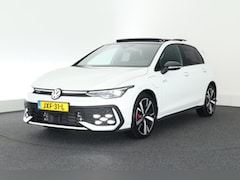 Volkswagen Golf - 1.5 272pk eHybrid GTE Black Style Trekhaak 360Camera Head-Up Panoramadak Keyless Stoelverw