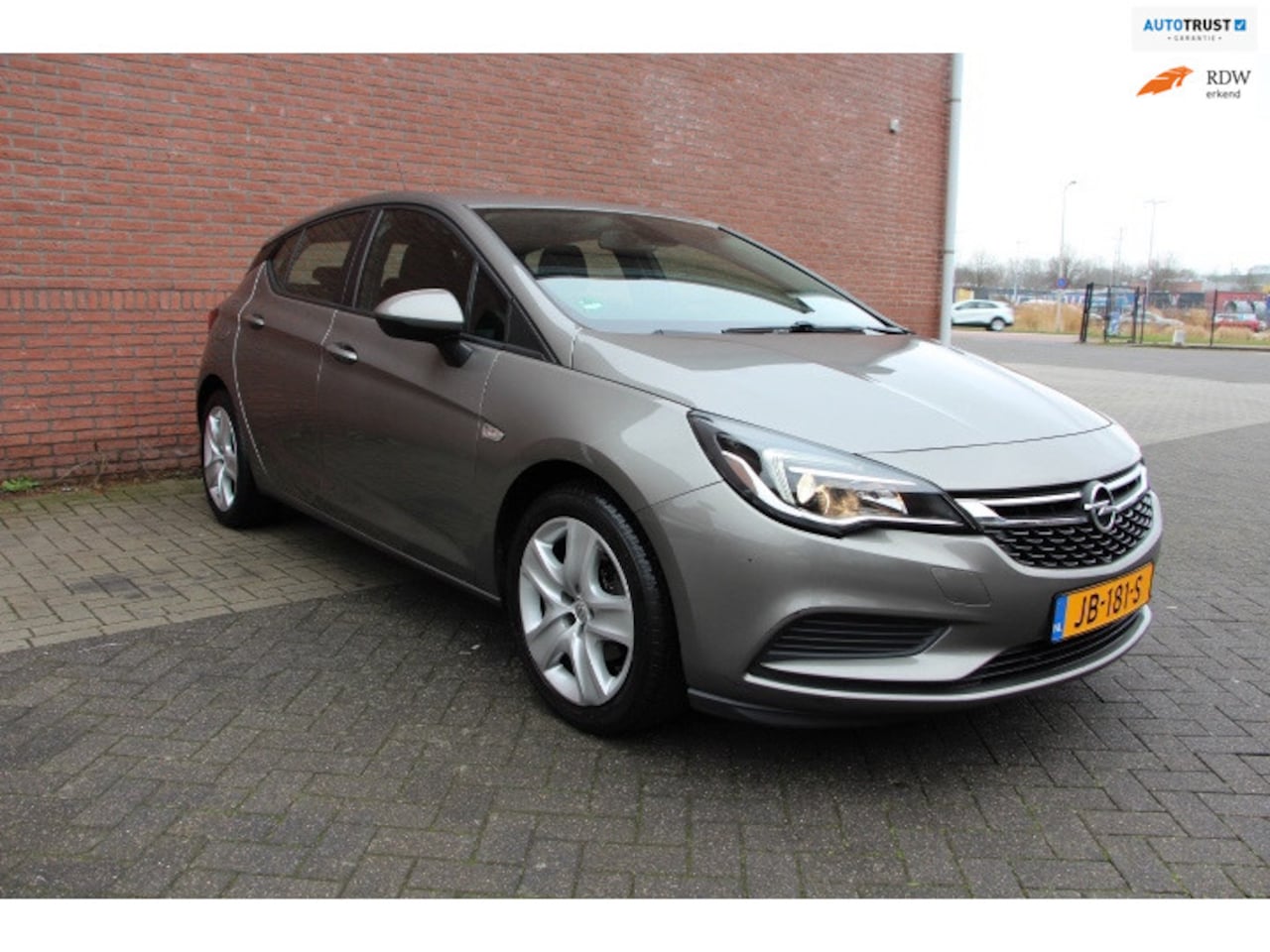Opel Astra - 1.0 eco Flex 105pk Edition Trekhaak Airco - AutoWereld.nl