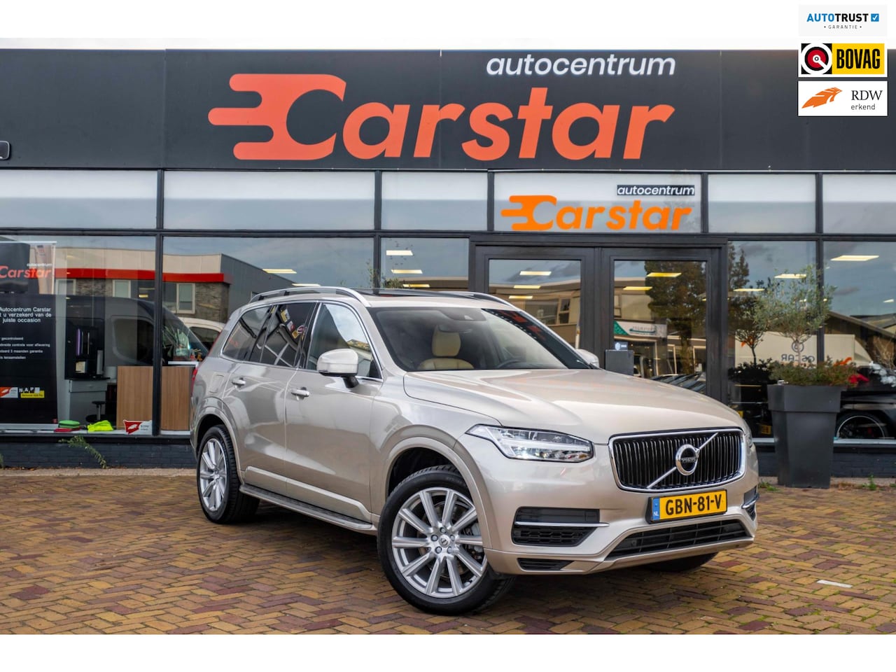 Volvo XC90 - 2.0 T8 Twin Engine AWD Inscription|PANO|LEDER|CAMERA|CARPLAY - AutoWereld.nl