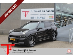 Lynk & Co 01 - 1.5 1.5 BLACK PACK/Panoramadak/360° Camera/Keyless/Lane assist/Adaptive cruise control/Nav