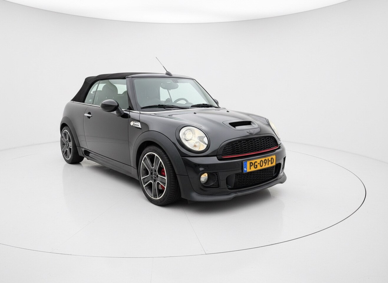 MINI Cabrio - Mini 1.6 John Cooper Works Cabriolet|Stoelverwarming|Navi|Bluetooth| - AutoWereld.nl
