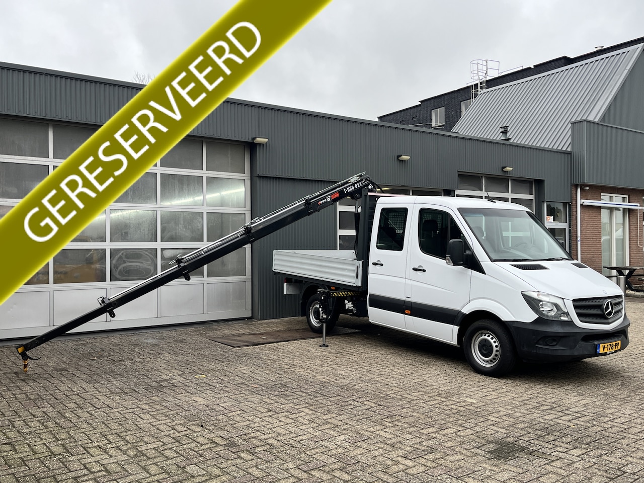 Mercedes-Benz Sprinter - 311 2.2 CDI 366 DC Hiab 029T Laadkraan Trekhaak 2000 kg Airco Cruise controle 7-Persoons O - AutoWereld.nl