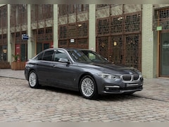 BMW 3-serie - 330e High Executive nieuw accu pakket