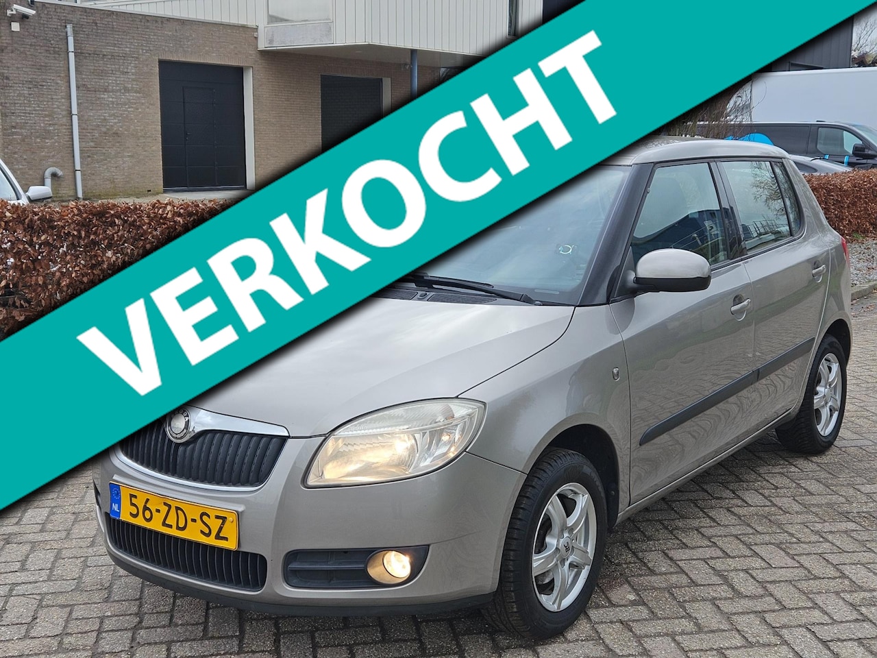 Skoda Fabia - 1.4-16V Ambiente Nieuwe apk 19-02-2027 - AutoWereld.nl