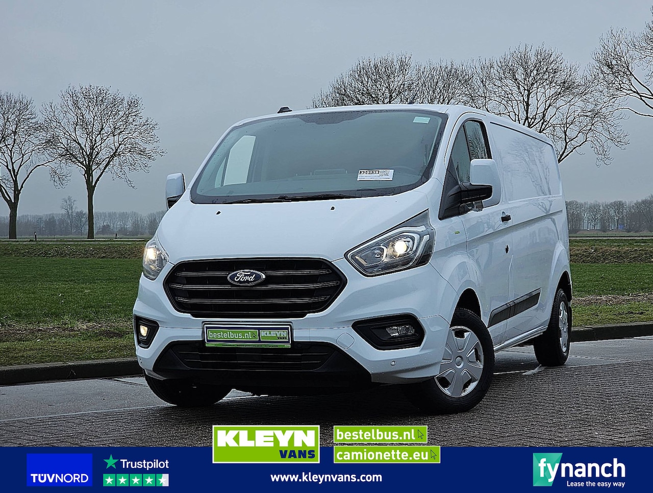 Ford Transit Custom - 2.0 L2H1 Navi Airco - AutoWereld.nl