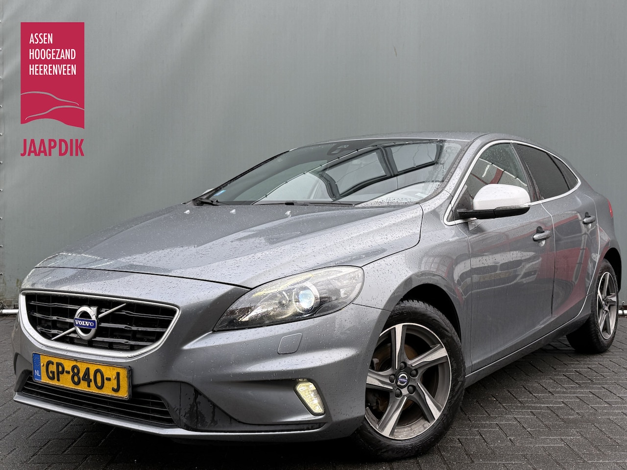Volvo V40 - 2.0 D2 R-Design Business 2.0 D2 R-Design Business - AutoWereld.nl