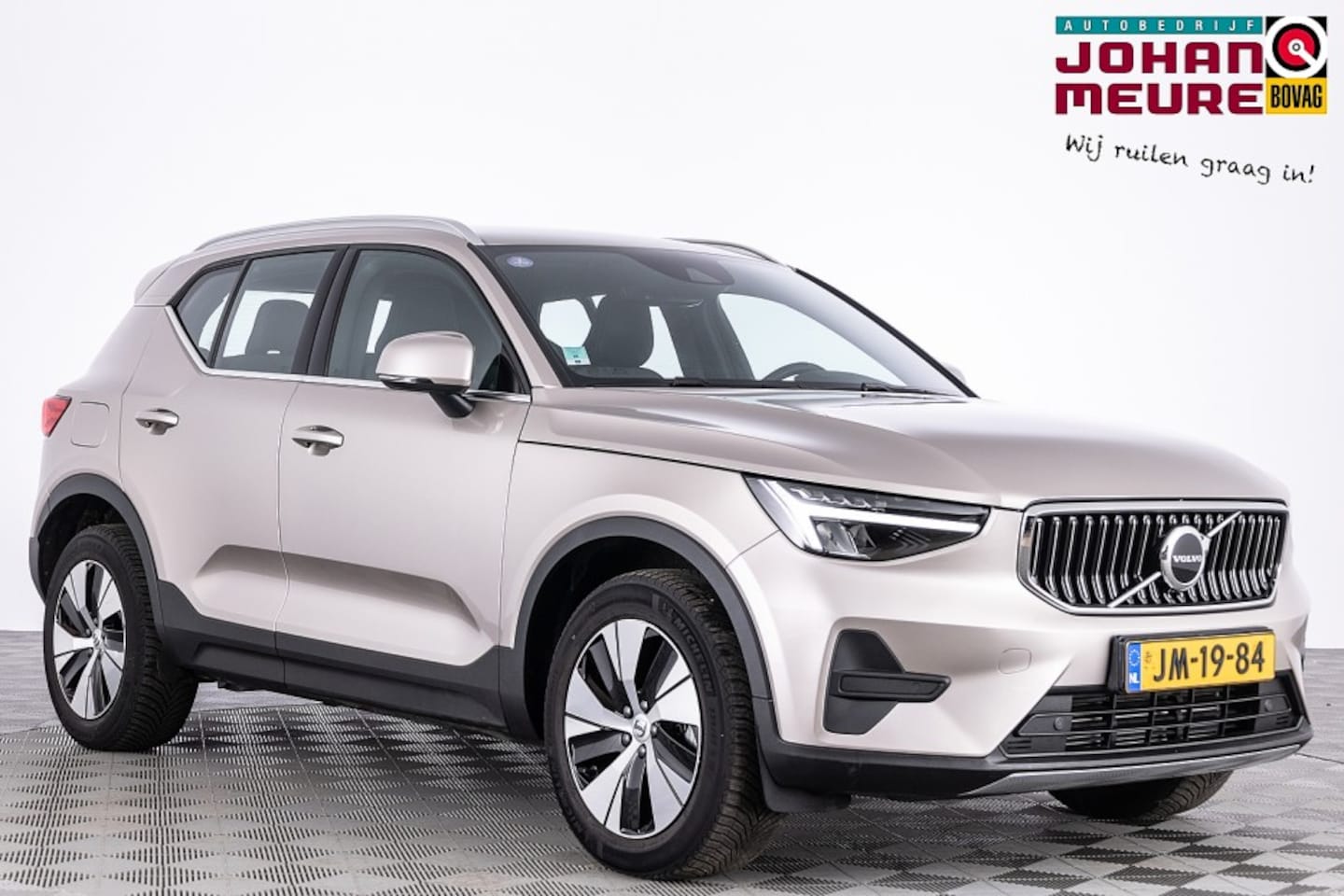 Volvo XC40 - 1.5 T5 Recharge Business Pro *Speciale Kleur* Full LED | NAVI | ECC | CAMERA - AutoWereld.nl