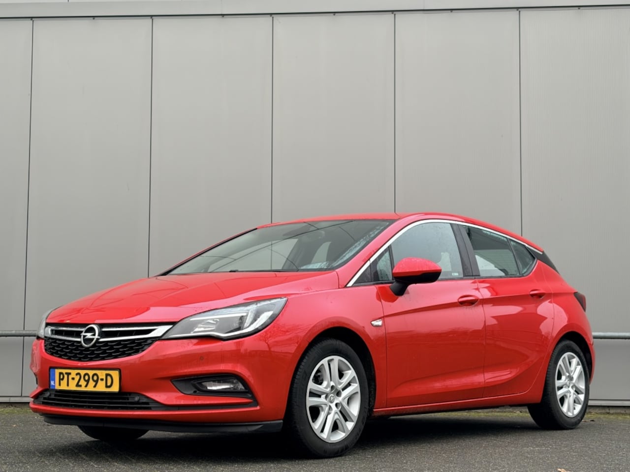 Opel Astra - 1.0 Online - trekhaak - navi - airco - nap! - cruise - AutoWereld.nl
