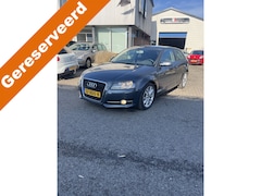 Audi A3 Sportback - 1.4 TFSI Ambition 3 Deurs, 6 versnellingen/Start stop. Keurig nette en goed rijdende A3