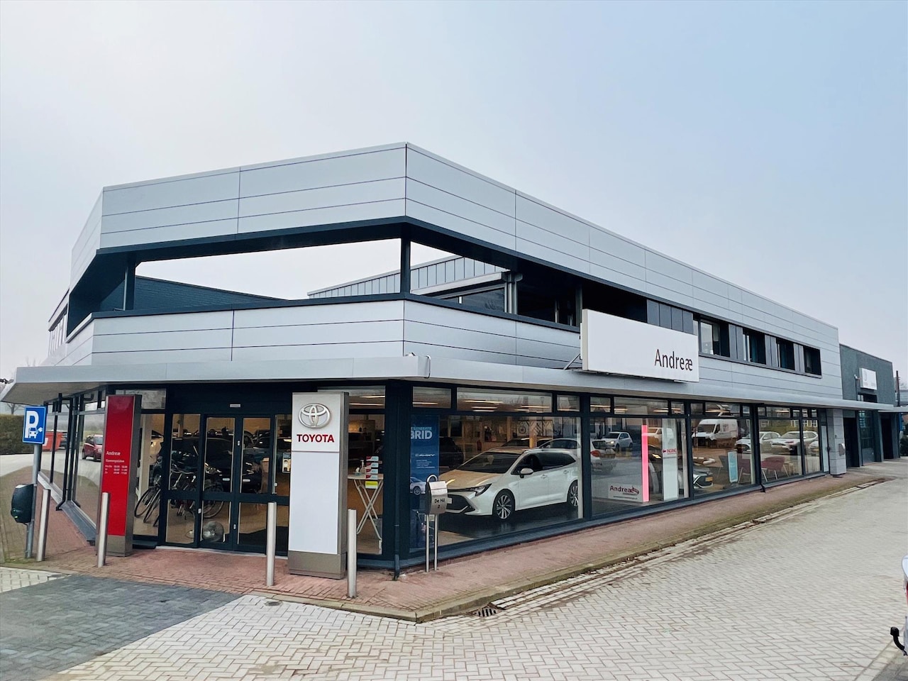 Toyota Yaris - 1.5 Hybrid 116pk CVT Comfort - AutoWereld.nl