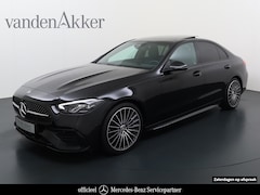 Mercedes-Benz C-klasse - 200 AMG // Panoramadak // Trekhaak // Carplay // Camera // Nightpakket // Alarm // 19 inch