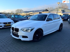 BMW 1-serie - 116i M Sport Edition High Executive|Nieuwe Ketting + Klepseals|Navigatie|Xenon|17 inch M|N