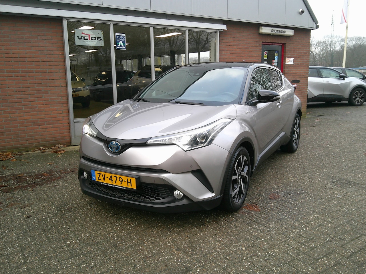 Toyota C-HR - 1.8 Hybrid Bi-Tone Trekhaak - AutoWereld.nl