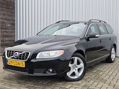 Volvo V70 - 2.4D 5-Cilinder / Automaat / Dealer Onderhouden