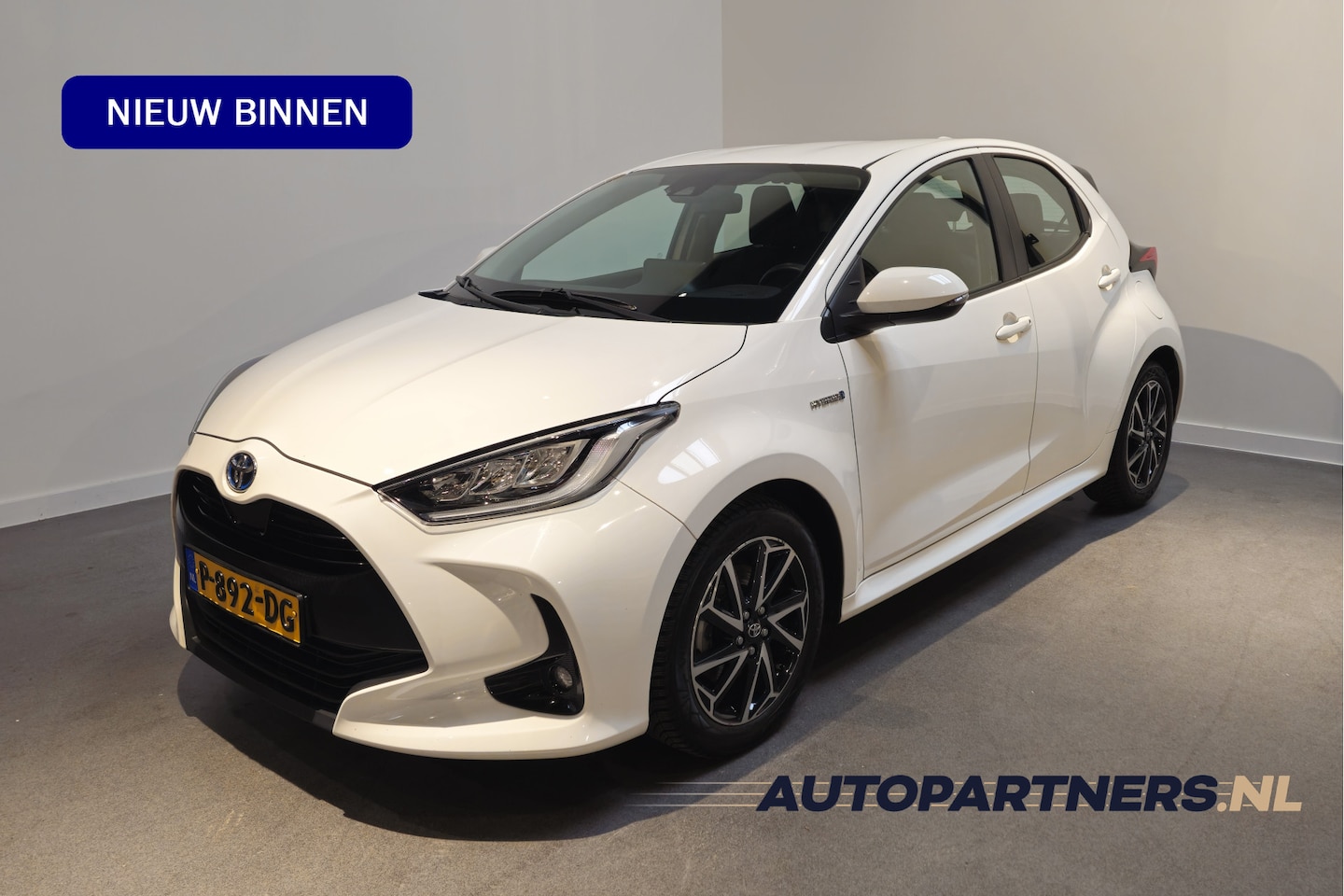 Toyota Yaris - 1.5 Hybrid Dynamic - Apple Carplay/Android Auto - Adaptive Cruise - LED - AutoWereld.nl