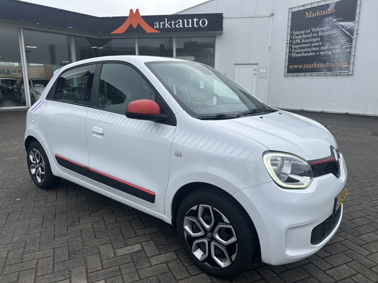 Renault Twingo - 1.0 SCe Collection Carplay Cruise Led Parkeersensoren - AutoWereld.nl