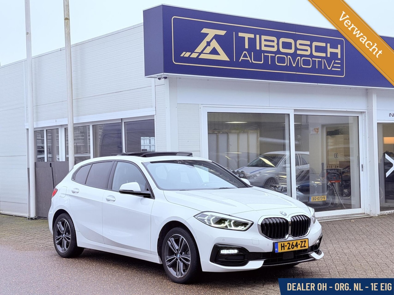 BMW 1-serie - 118i Sport-Line AUT. High Executive Pano Leder Head-up - AutoWereld.nl