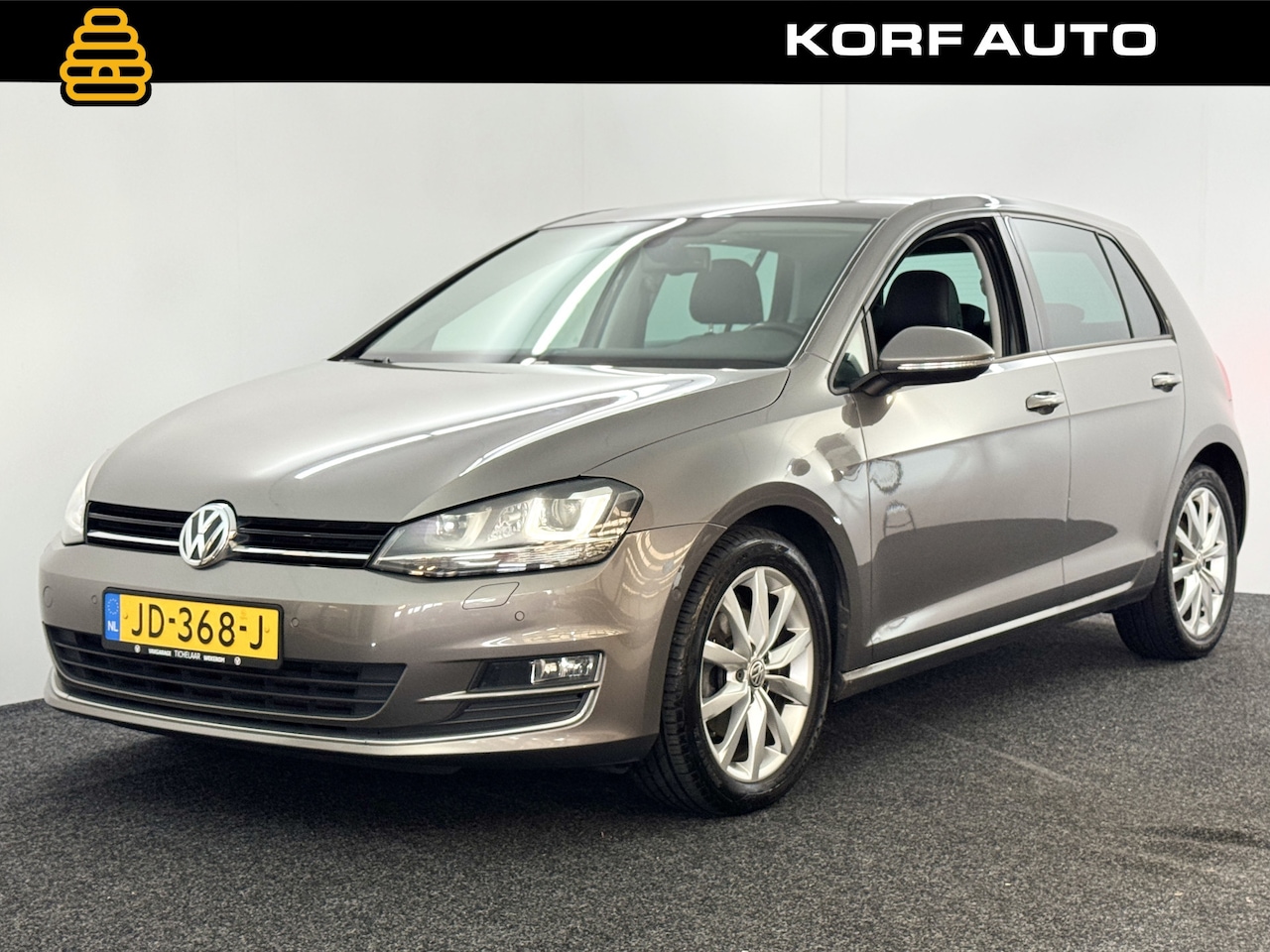 Volkswagen Golf - 1.4 TSI DSG Highline / Stoelverwarming / Half leder / Navi - AutoWereld.nl