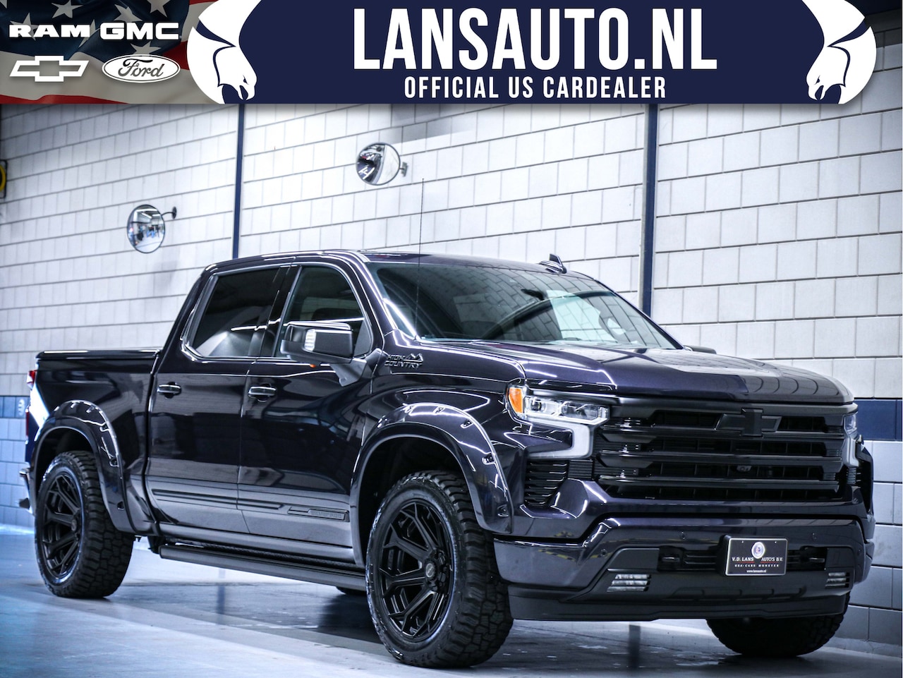 Chevrolet Silverado - 1500 High Country | Black Ops Dark Ash Metallic | Nieuw geleverd | 6.2L V8 - AutoWereld.nl
