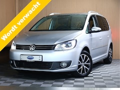 Volkswagen Touran - 1.4 TSI Highline DSG PANO CLIMA PDC STOELVW '12