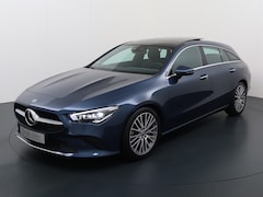 Mercedes-Benz CLA-klasse Shooting Brake - 180 Luxury // Panoramadak // Distronic // Memory // MultiBeam LED // Camera // Sfeerverlic