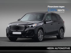 BMW iX1 - xDrive30 67 kWh | M-sport Pro. | M-Sportremsysteem Rot | Head Up | Comfort Access | Stoelv