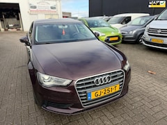 Audi A3 Limousine - 1.6 TDI Ambiente|Automaat|Navi|PDC|Clima