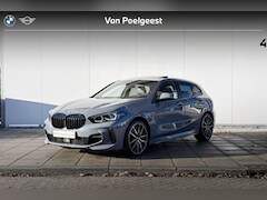 BMW 1-serie - 120i High Executive M-Sport 19 Inch / Comfort Acces / Shadow Line koplampen / Getinte Rame