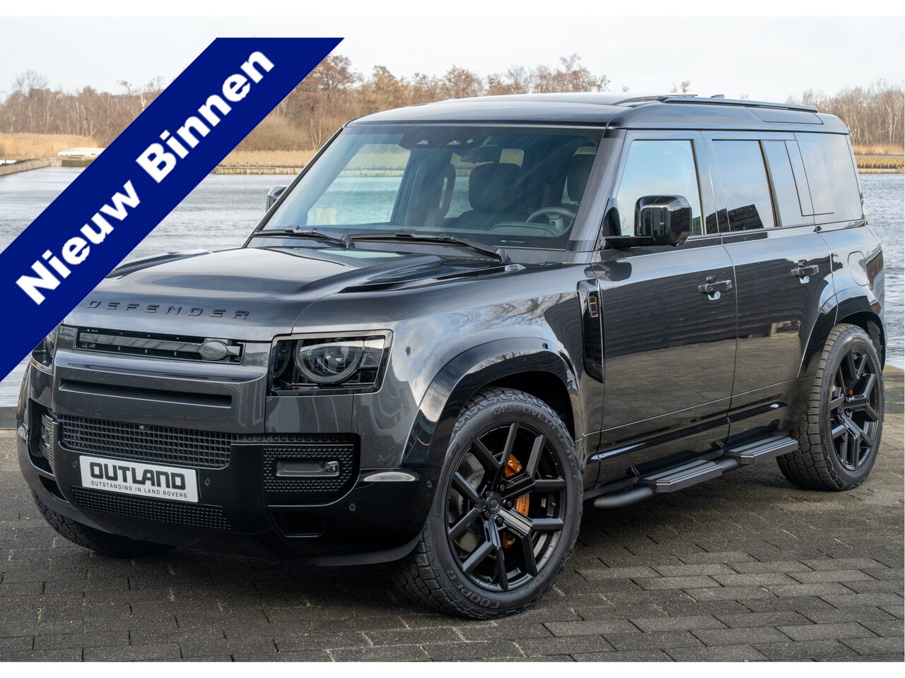 Land Rover Defender 110 - P300e 110 X-Dynamic HSE " Outland Edition " | Carpathian Grey | Urban | - AutoWereld.nl