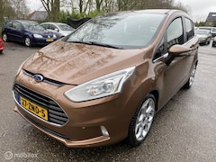 Ford B-Max - 1.6 TI-VCT Titanium 122.DKM AUT ECC PANO TREKHAAK + AANGEPAST GASPEDAAL