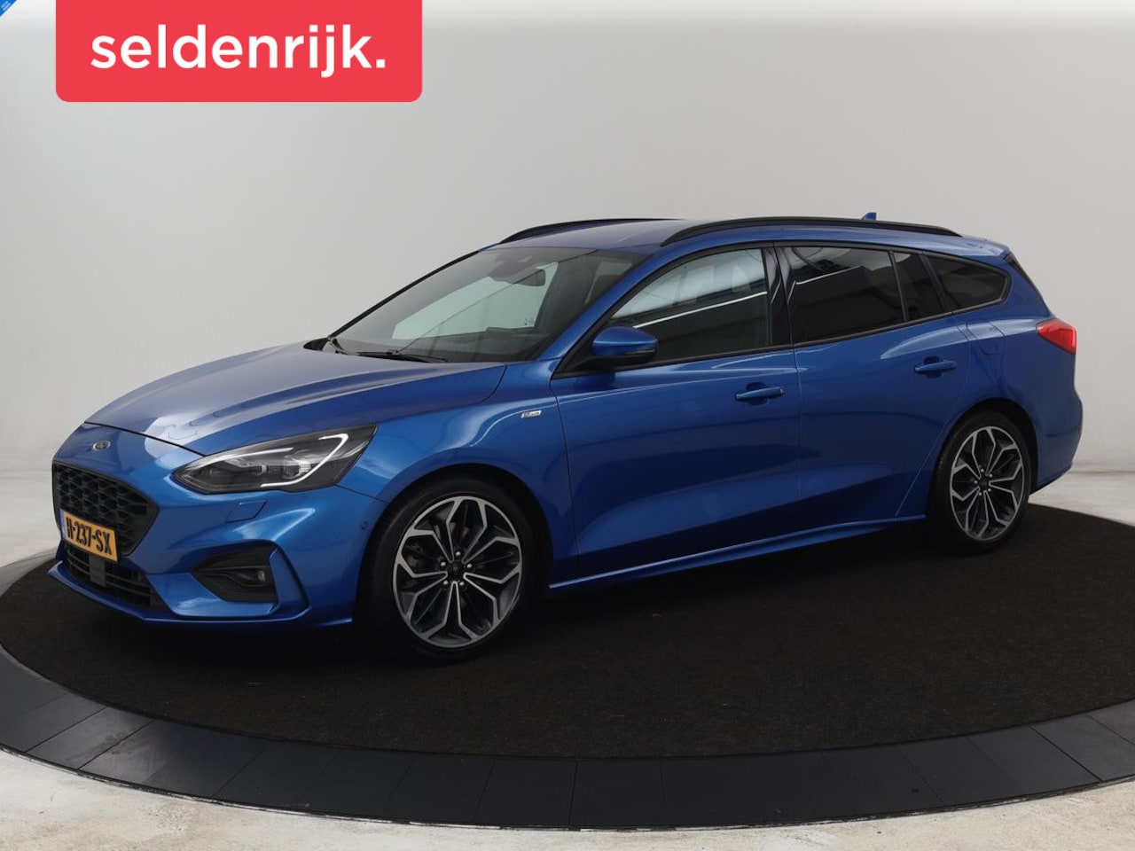 Ford Focus Wagon - 1.0 EcoBoost ST Line | Automaat | Stoelverwarming | Adaptive cruise | B&O Sound | Carplay - AutoWereld.nl