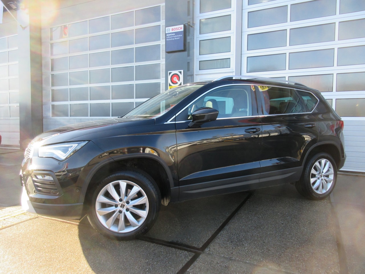 SEAT Ateca - 1.0 TSI Style Business Intense / Carplay / PDC / Navi - AutoWereld.nl