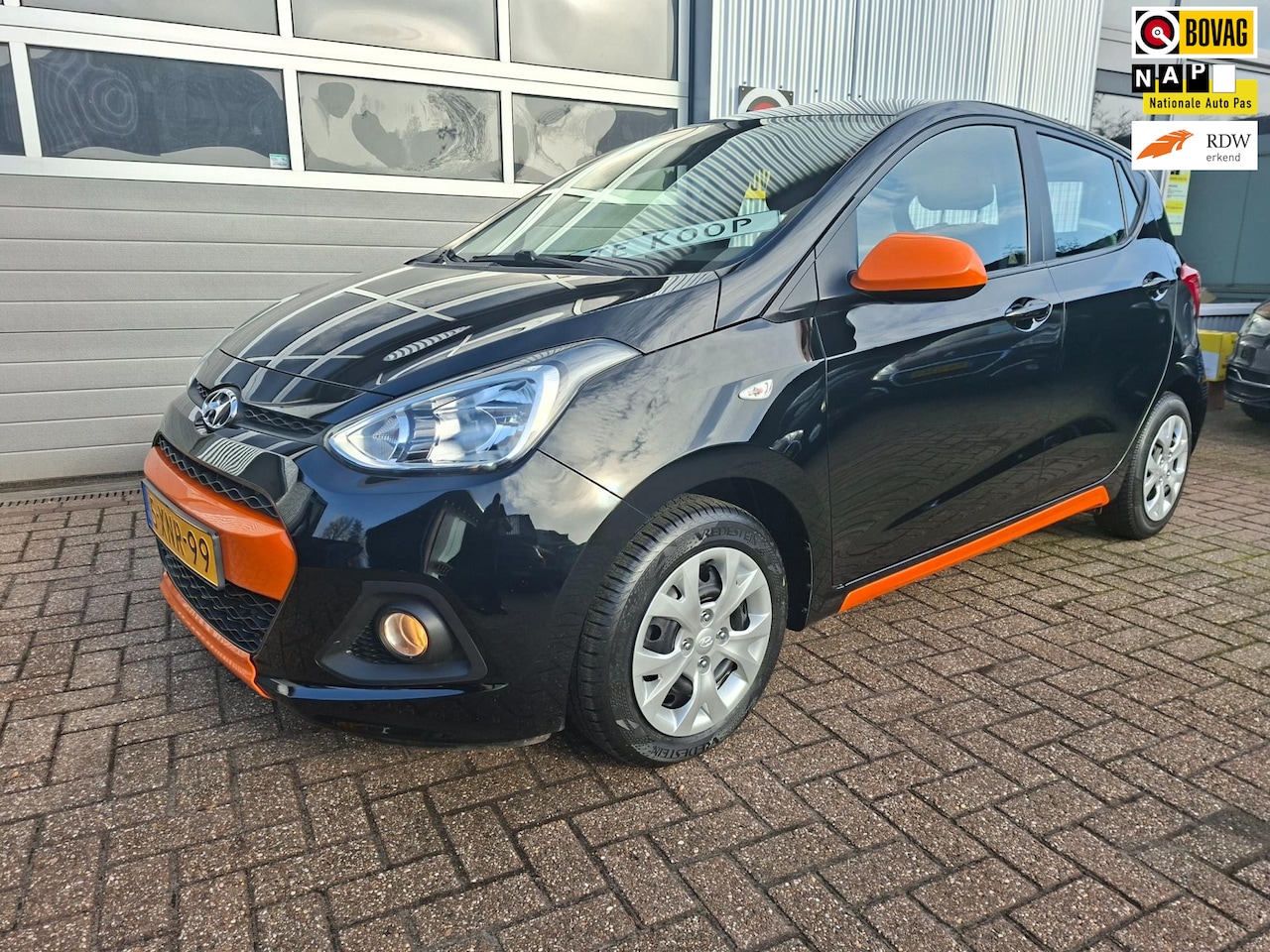 Hyundai i10 - 1.0i i-Motion Comfort Automaat Airco - AutoWereld.nl