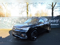 Volkswagen Tiguan - 1.5 eHybrid |R-Line|Black Style|Panoramadak|HuD|Massage|Ambiance lightning|Automaat|