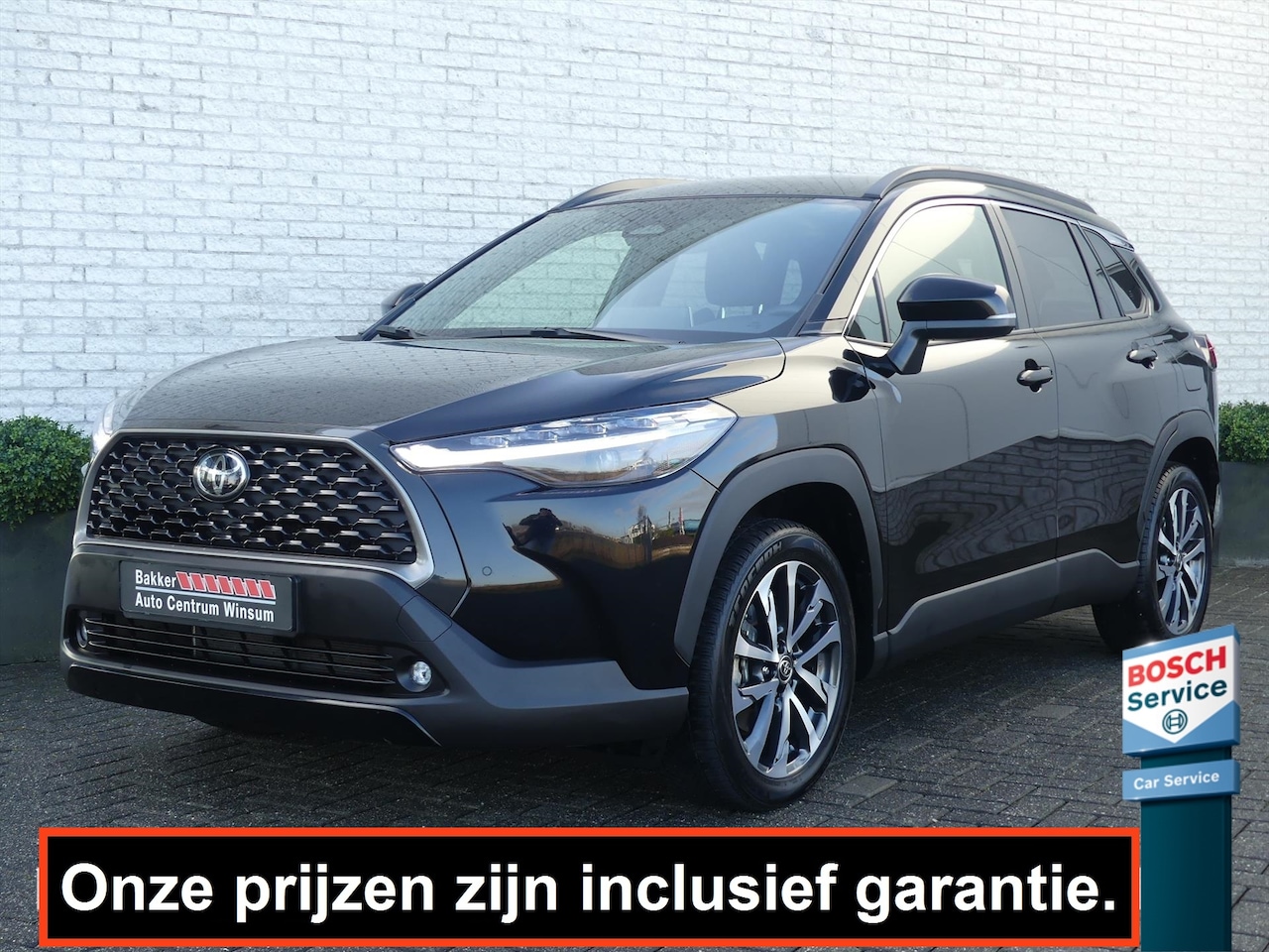 Toyota Corolla Cross - 1.8 HYBRID DYNAMIC CAMERA/ADAP.CRUISE/EL.A-KLEP/STOEL+STUURVERW. - AutoWereld.nl