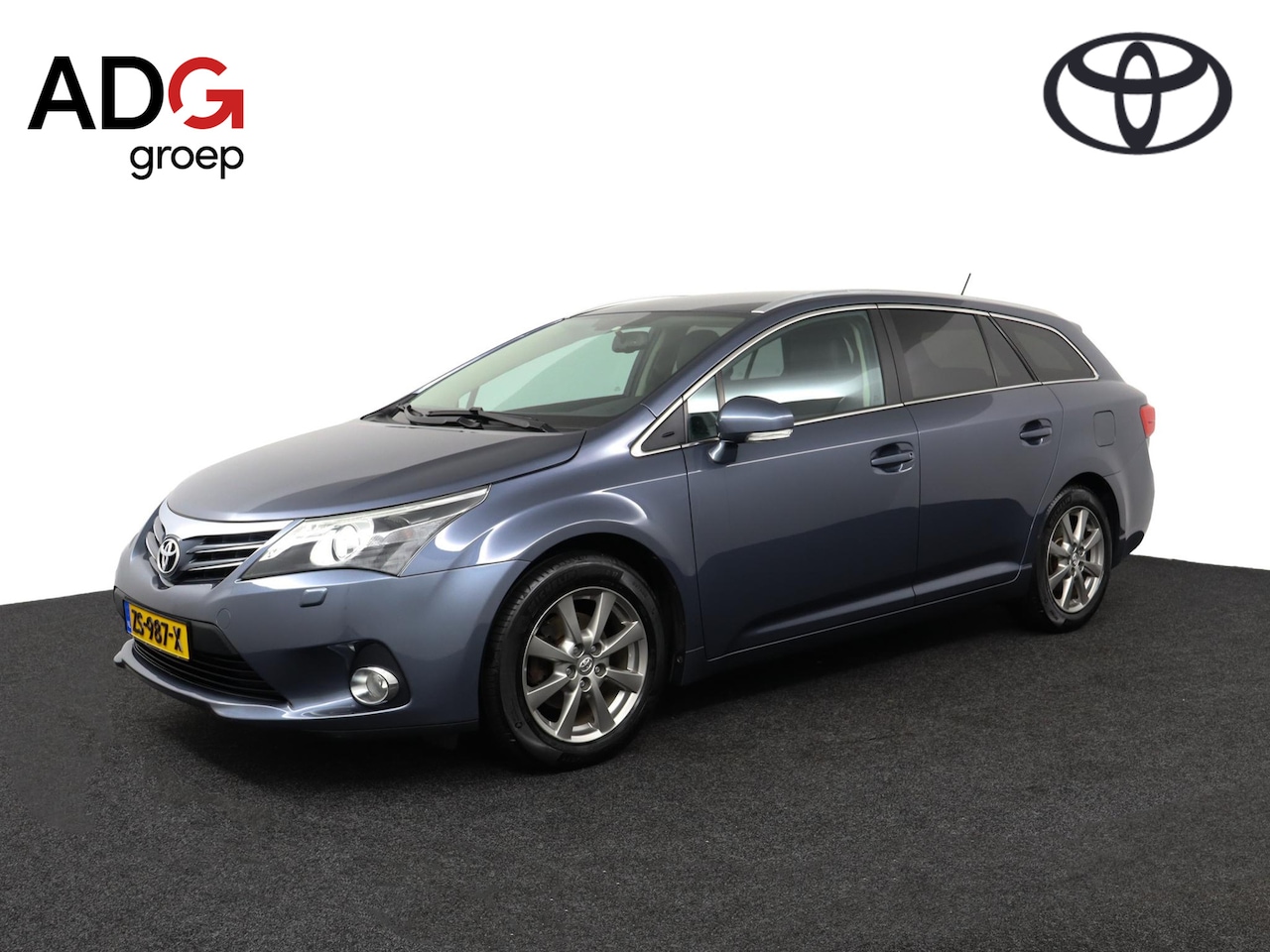 Toyota Avensis Wagon - 1.8 VVTi Dynamic Business | voorstoelen verwarmd | Navigatie | Trekhaak | - AutoWereld.nl
