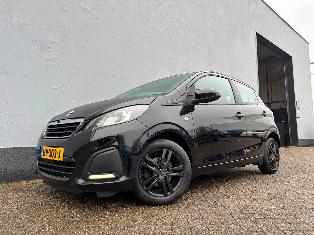 Peugeot 108 - 1.0 e-VTi Active TOP! 5-Deurs - Airco - LMV - AutoWereld.nl