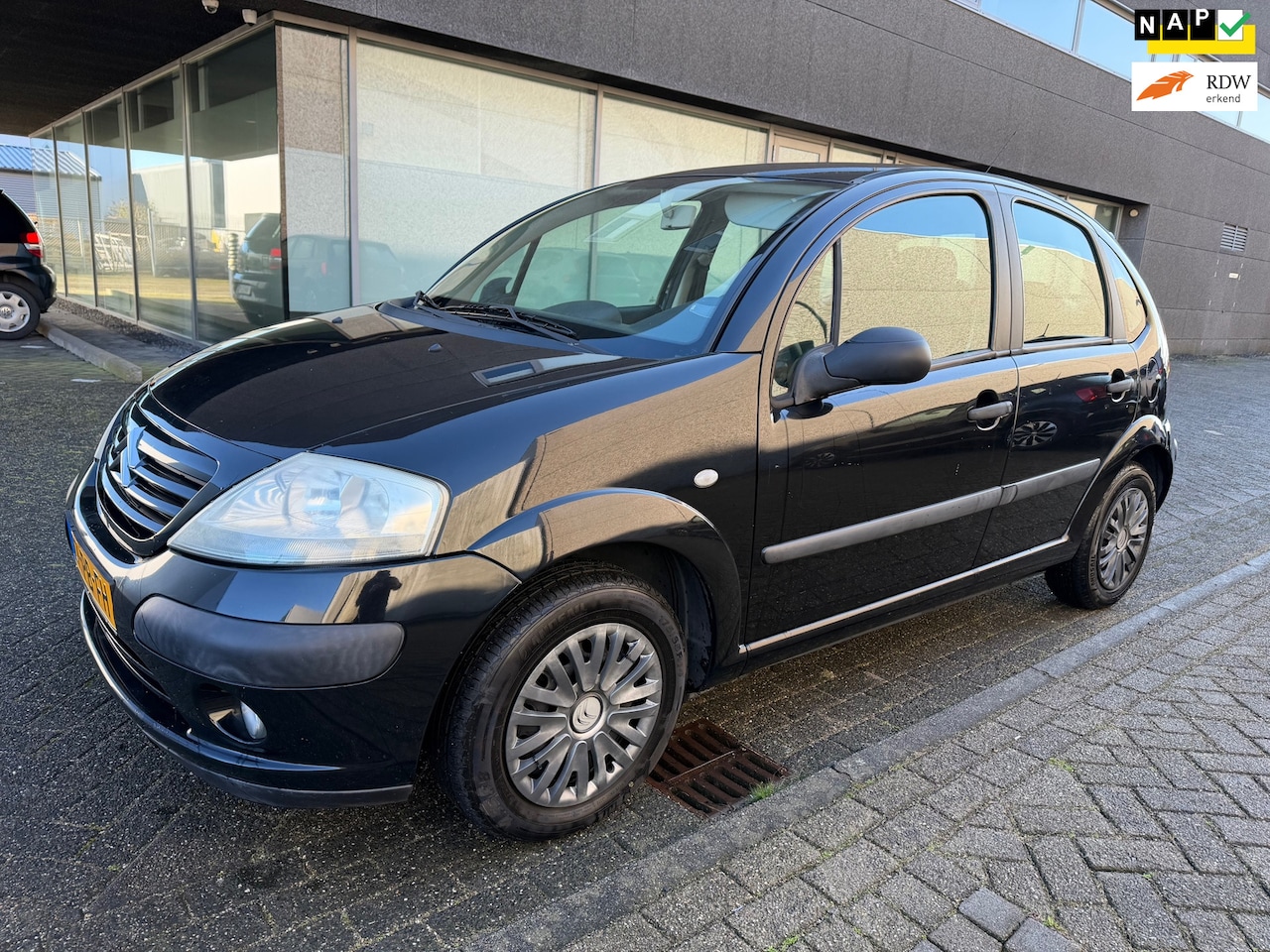 Citroën C3 - 1.4i Différence AIRCO BJ 4-2004 APK 11-2026 - AutoWereld.nl