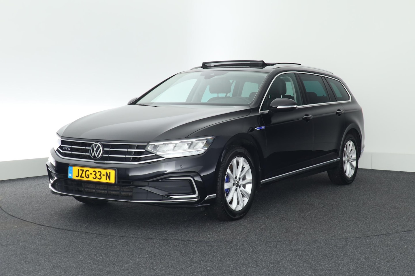 Volkswagen Passat Variant - 1.4 TSI 218pk PHEV GTE Business Camera DCC Stoelverwarming Panoramadak Virtual Cockpit Nav - AutoWereld.nl