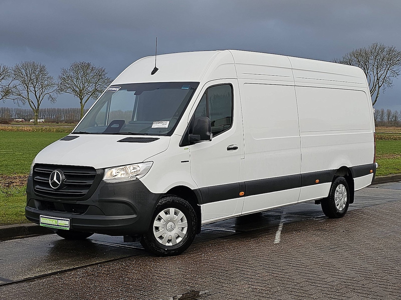 Mercedes-Benz eSprinter - 314 L2 81kWh 300Km WLTP L3H2 136Pk 270Gr-Achterdeuren Camera Mbux10 BPM-Vrij! - AutoWereld.nl